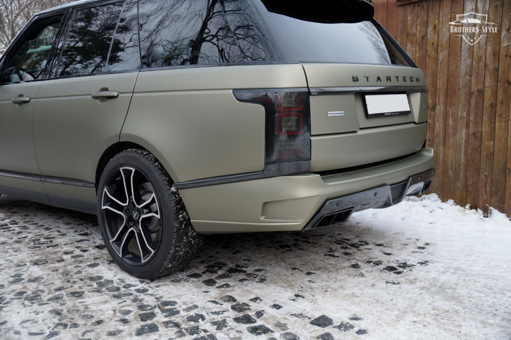 Оклейка Range Rover песочным матовым металликом