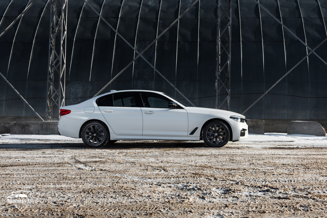 BMW 5 G30 - LLumar Platinum Plus PPF Matte