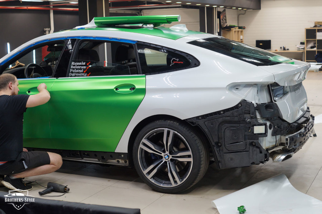 Оклейка BMW 6 GT - Satin Metallic Lively Green