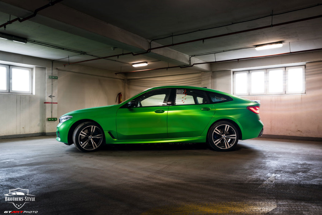 Оклейки BMW 6 GT плёнкой Avery Satin Metallic Lively Green