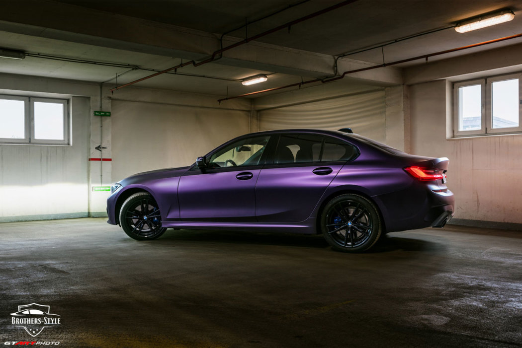 Оклейка BMW 3 G20 плёнкой Platinum Wrapping Film Matt Midnight Purple