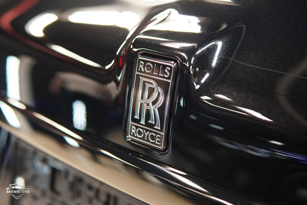 Оклейка Rolls-Royce Cullinan полиуретановой плёнкой
