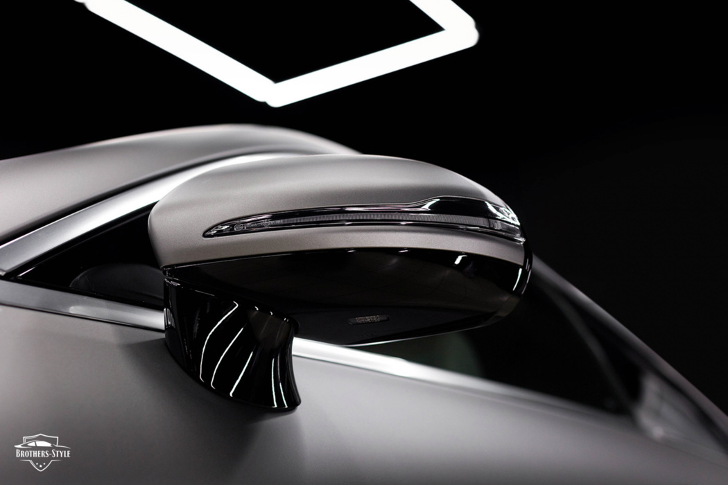 Оклейка прозрачной матовой плёнкой Mercedes E-Class Coupe