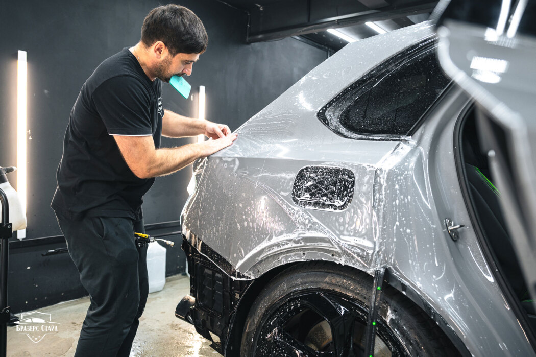 Оклейка Бентли Бентайга