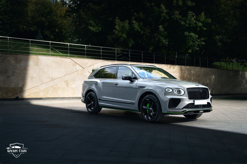 Бентли Бентайга