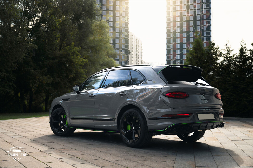 Бентли Бентайга