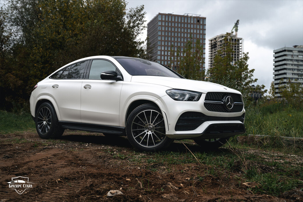 Матовый Mercedes GLE Coupe