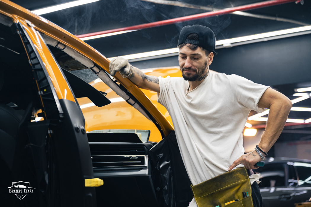 Оклейка Audi Q8 Оклейка Audi Q8 плёнкой