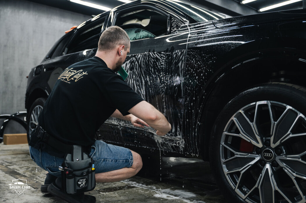 Оклейка Audi Q5 в кузове (GU)